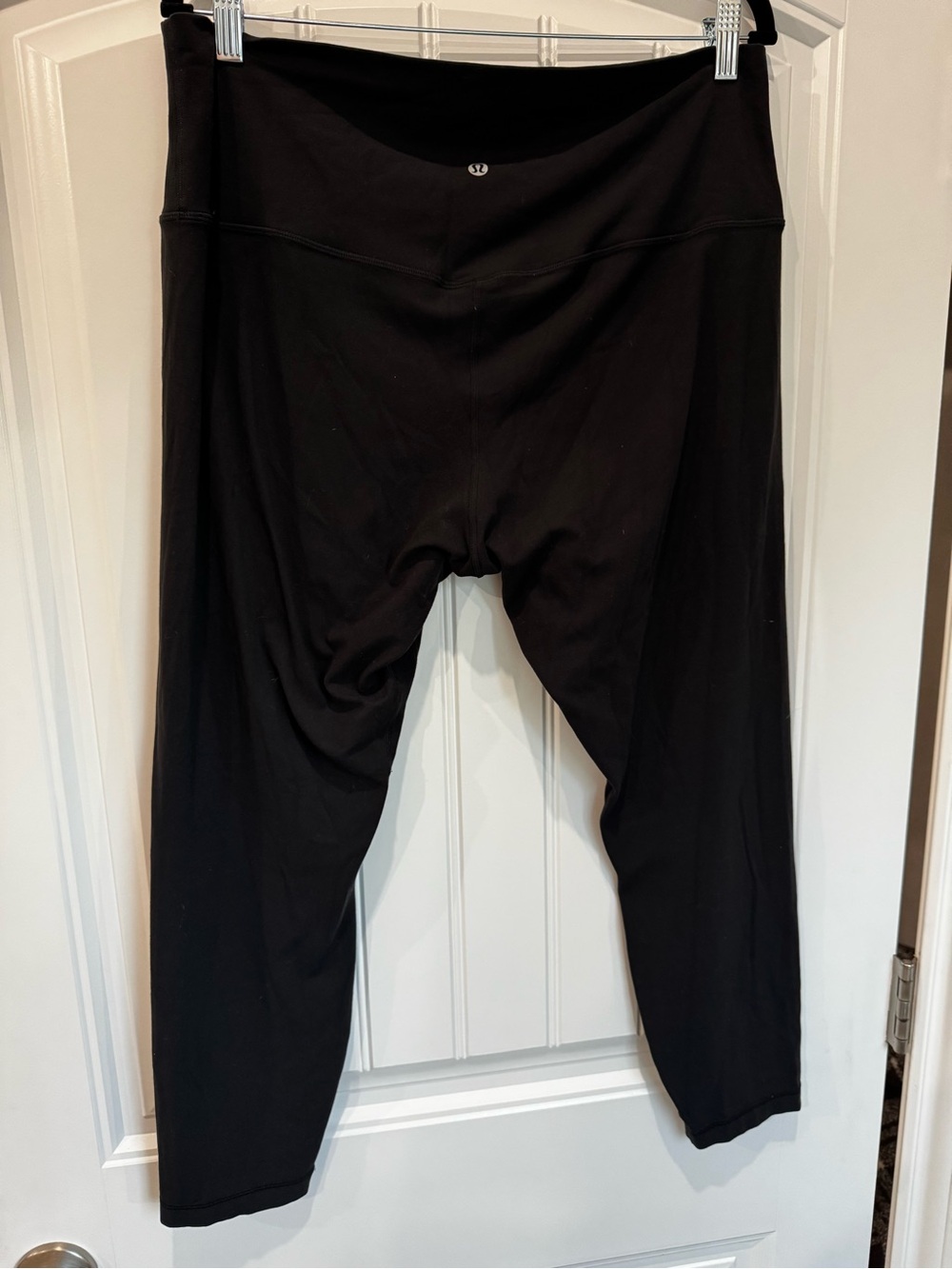Lululemon Black High Rise Cropped Leggings Size 16 Plus Activewear